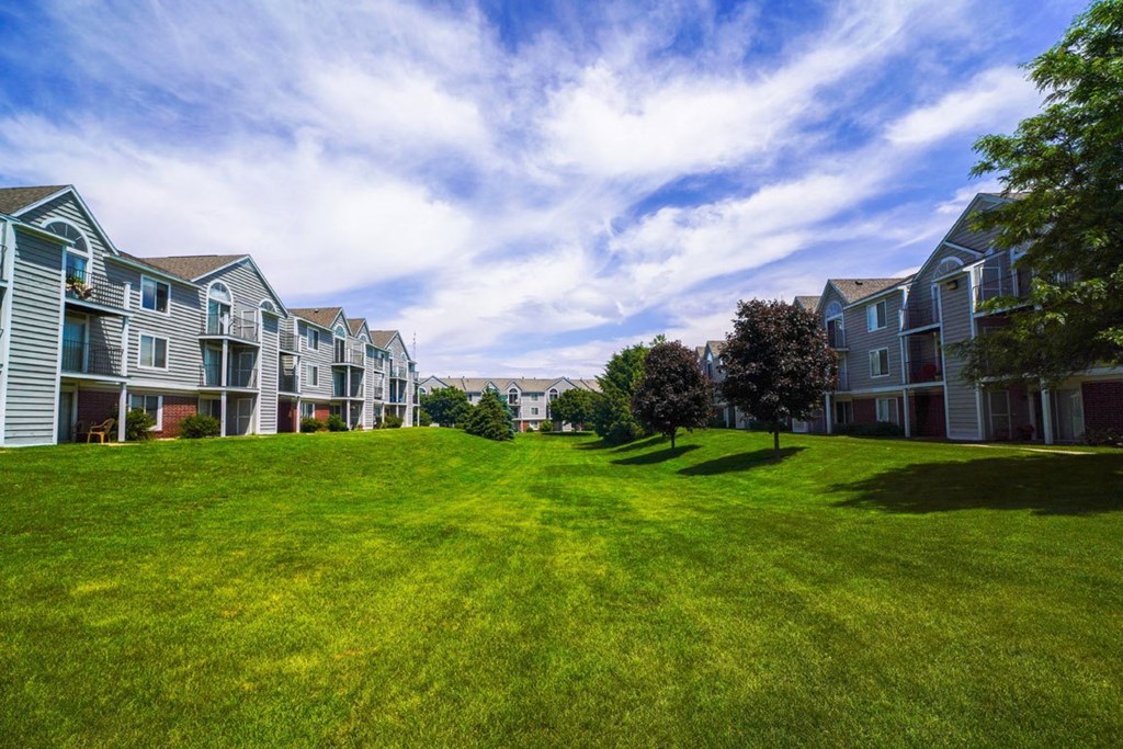 Beautifully Landscaped Grounds at Foxwood and The Hermitage, Portage, 49024