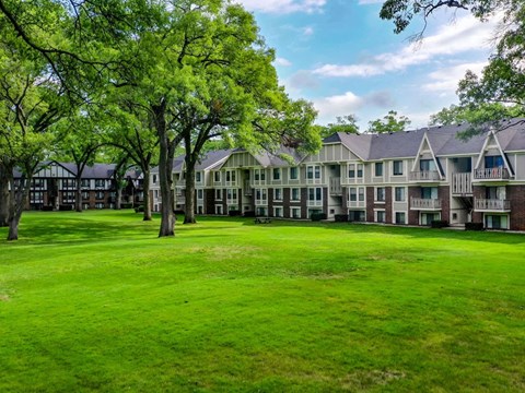 Lush Landscaping at Glen Oaks Apartments, Muskegon, 49442