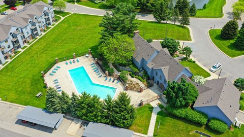 Aerial View of Pool and Clubhouse at Green Ridge Apartments, Michigan 49544