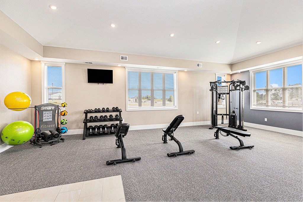 Fitness Center at The Grove Apartment Homes, Lincoln