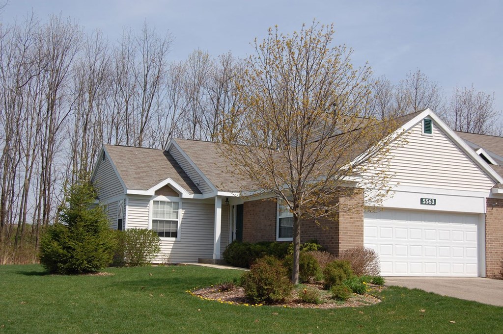 Townhome Exterior at Gull Run/Gull Prairie Apartments and Townhomes in Kalamazoo, MI