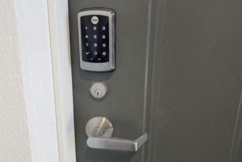 Smart Locks at Gull Prairie/Gull Run Apartment and Townhomes in Kalamazoo, MI