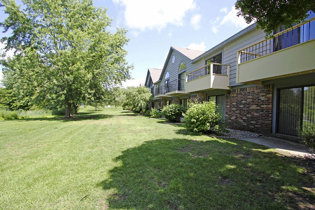 Apartments With Private Balcony at Hampton Lakes Apartments, Walker, Michigan