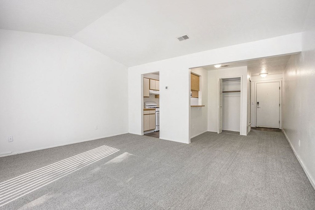 dining room with closet at Hampton Lakes Apartments, Michigan, 49534