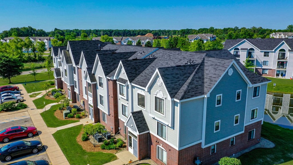 Bird's Eye View at Heatherwood Apartments, Grand Blanc, Michigan