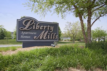Welcoming Property Signage Welcoming Property Signage at Liberty Mills Apartments, Fort Wayne - Photo Gallery 2