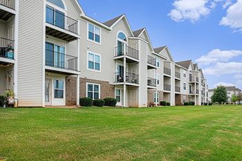 Private Storage at Limestone Creek Apartment Homes, 35756
