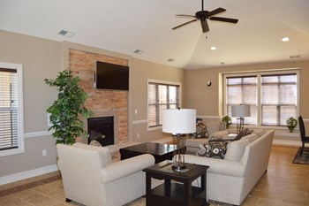 Large Clubhouse With Ample Sitting And Fireplace at Limestone Creek Apartment Homes, Madison, Alabama - Photo Gallery 18