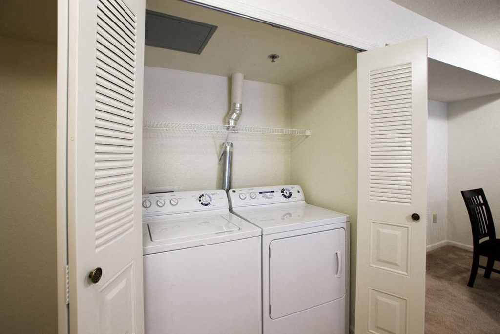 Washer/Dryer In Each Home at Limestone Creek Apartment Homes, Madison, 35756