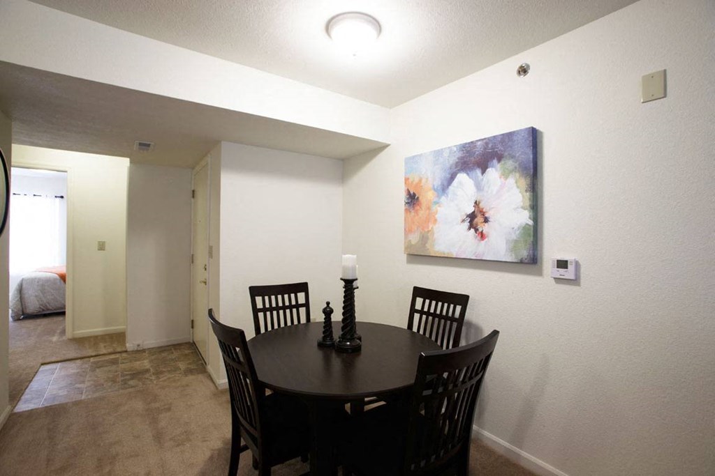 Dining Area Dining Area at Limestone Creek Apartment Homes, Madison