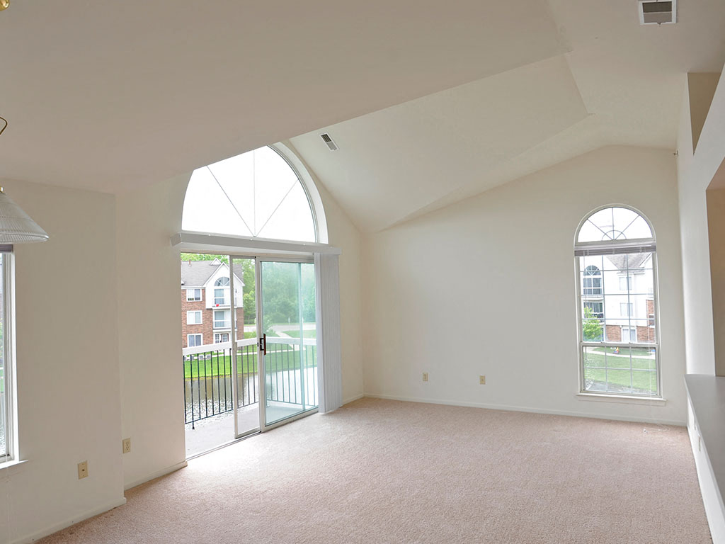 Third-Floor Vaulted Ceilings at Portsmouth Apartments, Novi