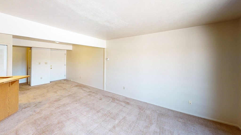 South Bridge Apartments