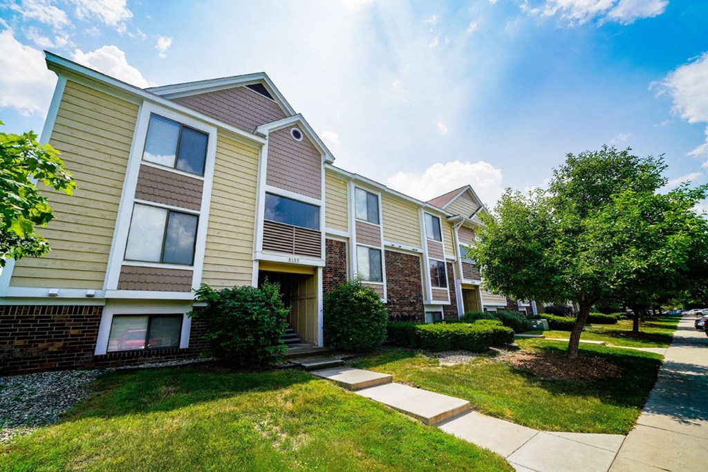 South Bridge Apartments