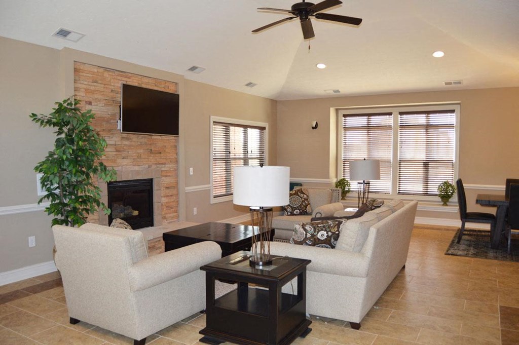 Clubhouse Lounge Area at Stoney Pointe Apartment Homes, Wichita, KS