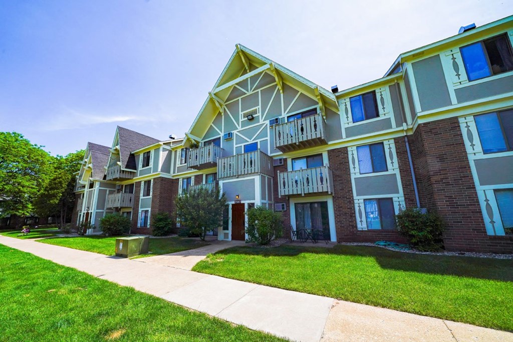 Well Maintained Buildings at Swiss Valley Apartments, Michigan