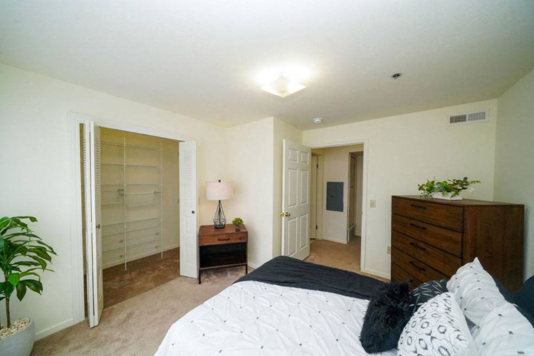 Tracy Creek Apartment Homes