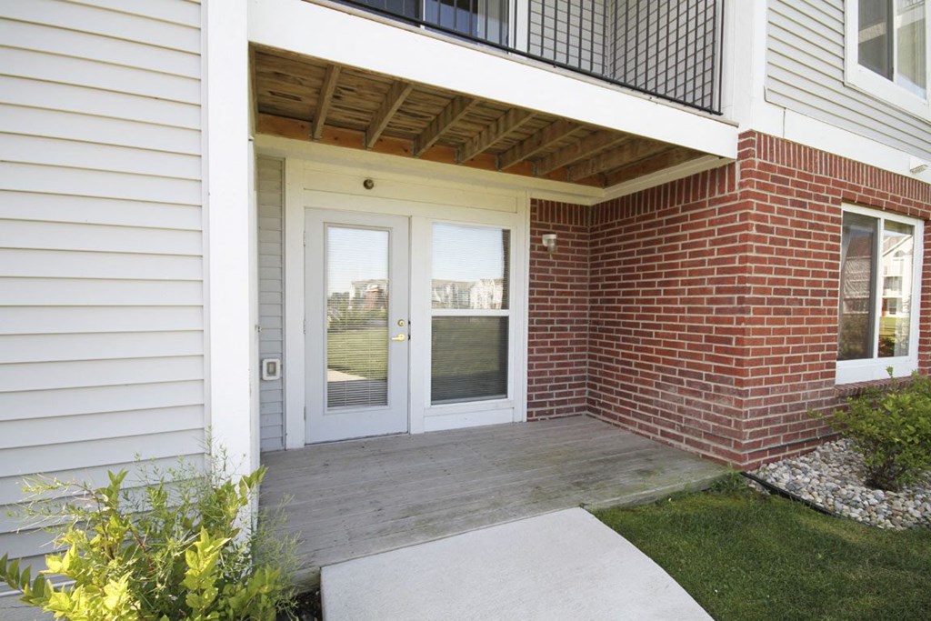 Large Apartment Patio at Tracy Creek Apartments, Perrysburg