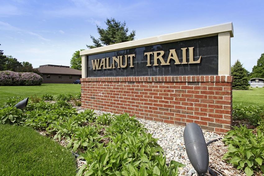 Property Signage Property Signage at Walnut Trail Apartments, Portage, MI, 49002