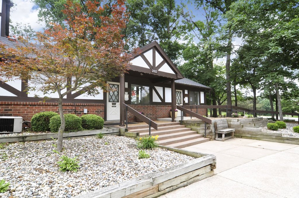 West Wind Apartments