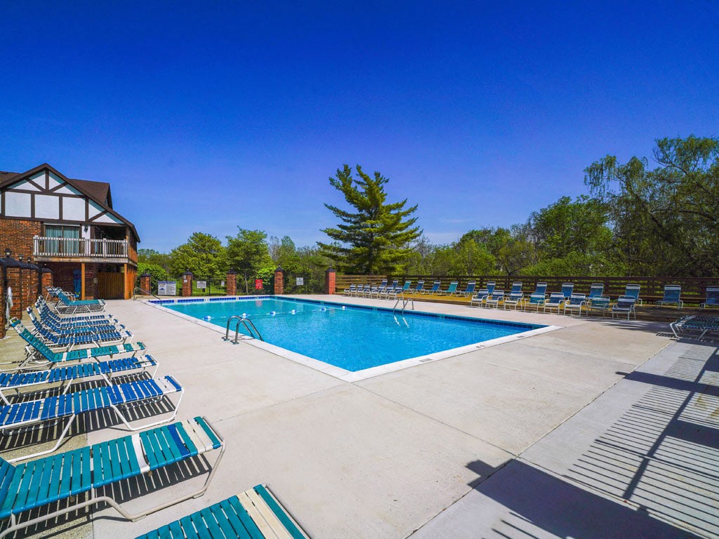 Pool With Sunning Deck at Wingate Apartments, Kentwood, 49512
