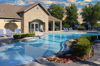 pool - Photo Gallery 5