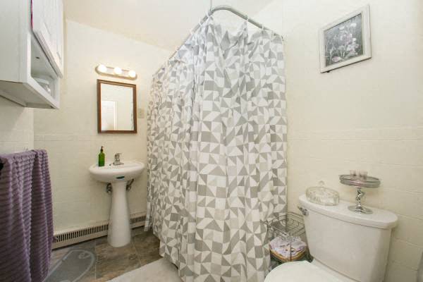 California Drive Apartments