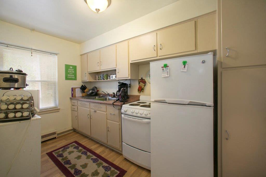 California Drive Apartments