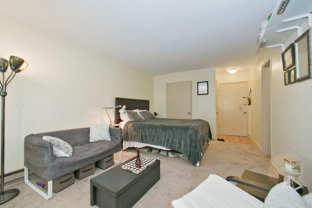 California Drive Apartments