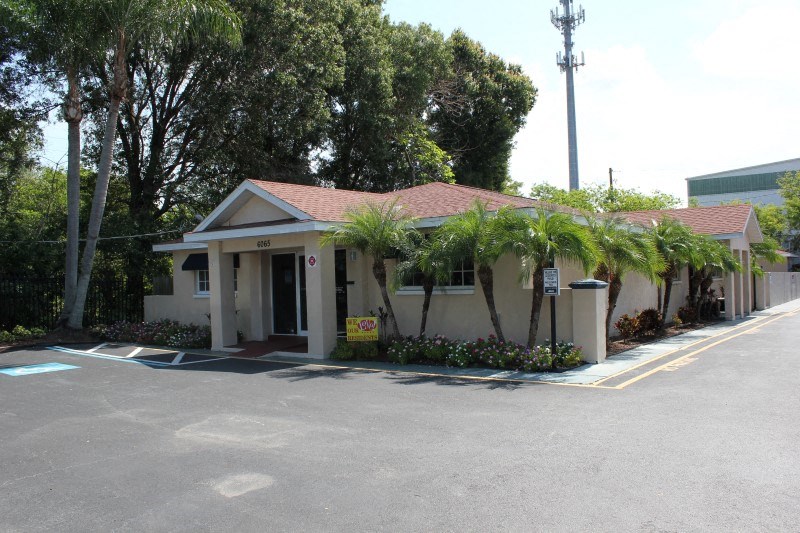 the building in which the motel is located
