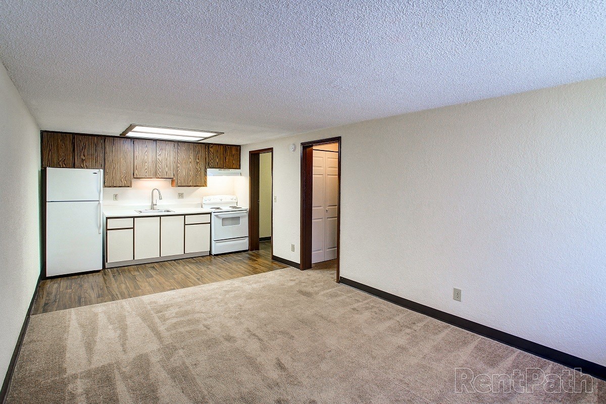 Clearview Apartments for Rent Greenwood, IN RENTCafé