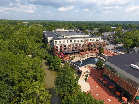 Ariel image of Residences of Creekside Plaza.