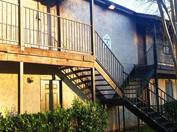 4900 Lisa St 1-3 Beds Apartment for Rent - Photo Gallery 5