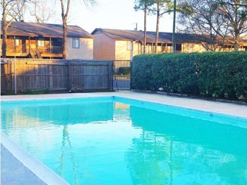 4900 Lisa St 1-3 Beds Apartment for Rent - Photo Gallery 6