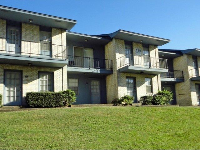 Exterior of Tiimber Ridge Townhomes