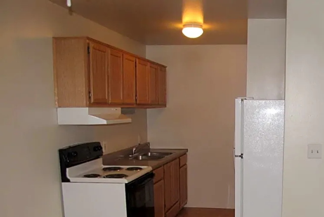 Metro Pointe Apartments