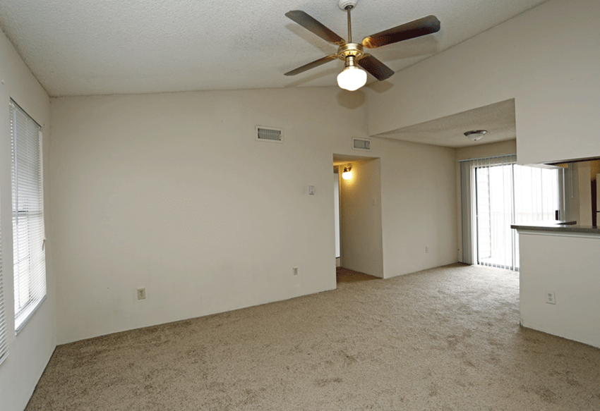 4901 McWillie Cir 1-2 Beds Apartment for Rent - Photo Gallery