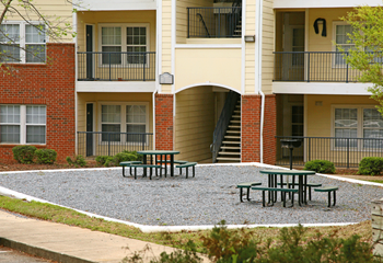 Exterior of University Courtyard - Photo Gallery 2