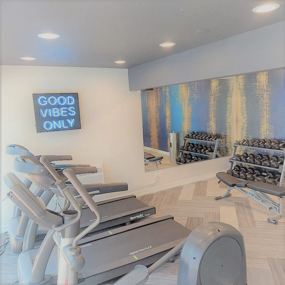 Chateau Spring Hill Apartments