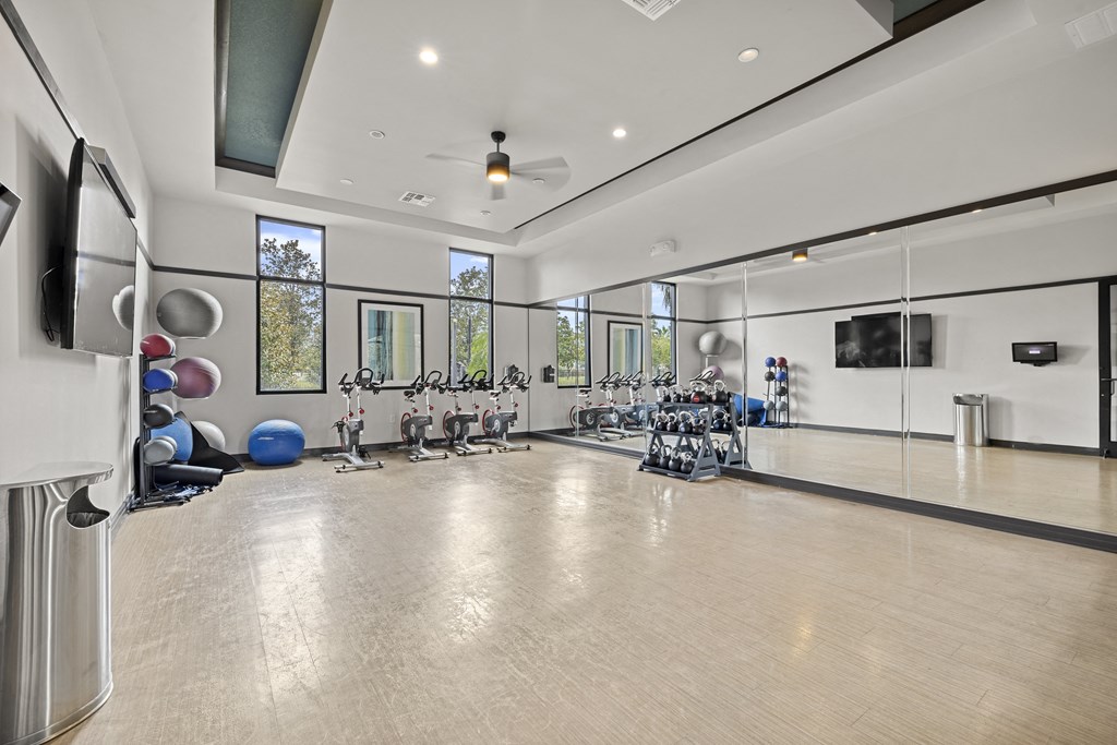 Pearce At Pavilion Luxury Apartments, 3603 Pavilion Palms Cir