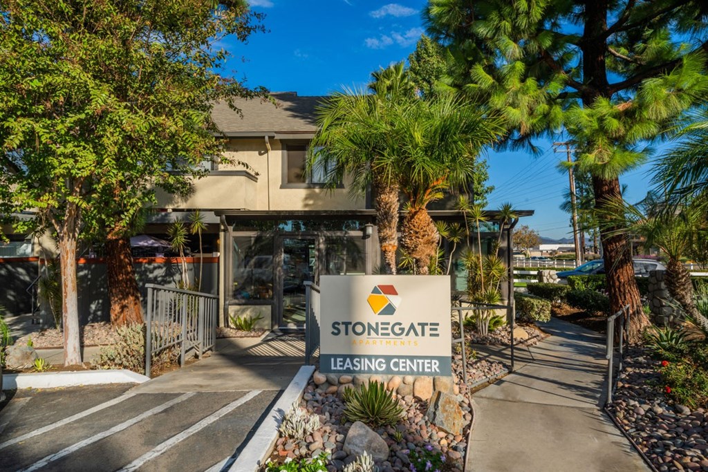 Stonegate Apartments