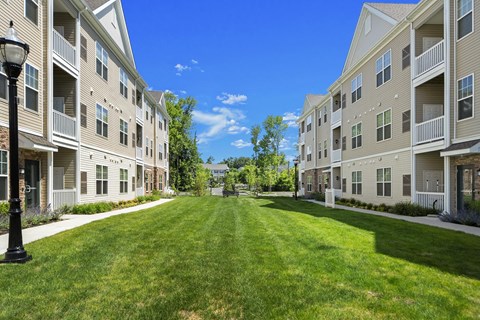 Lush Green Landscape at Heritage at Mount Holly, Mount Holly, New Jersey