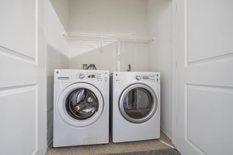 Washer Dryer In Unit at Heritage at Mount Holly, Mount Holly, 08060