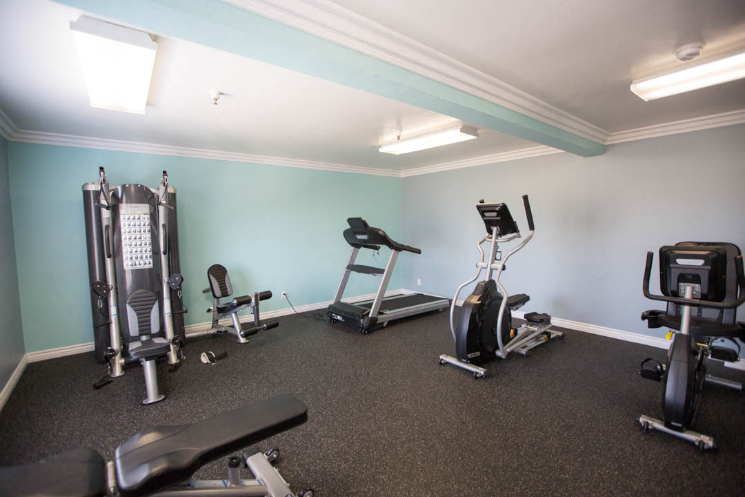 Chateau Regent Apartments