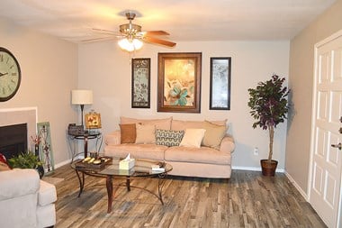 1122 Millview Dr. 2-3 Beds Apartment for Rent - Photo Gallery 1