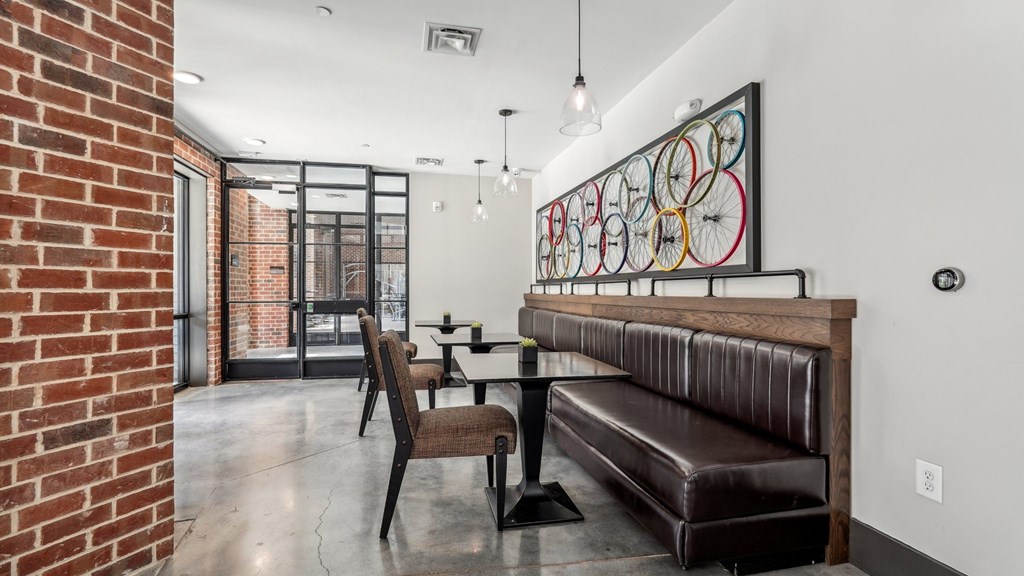 Work and social area with seating with booths