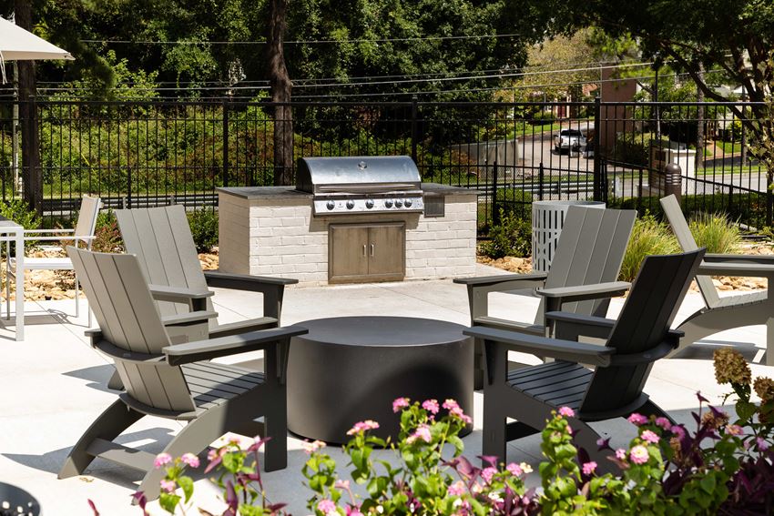 Pool Grill