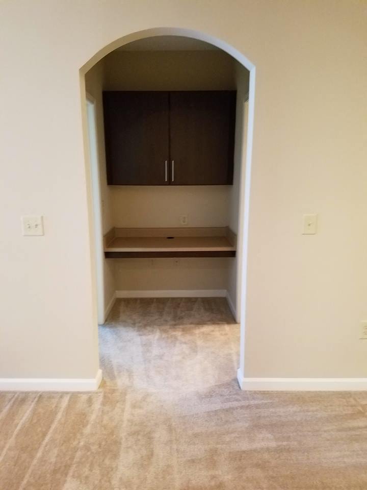 Luxury Apartments in Newnan| Stillwood Farms Apartments | Built In Computer Desks