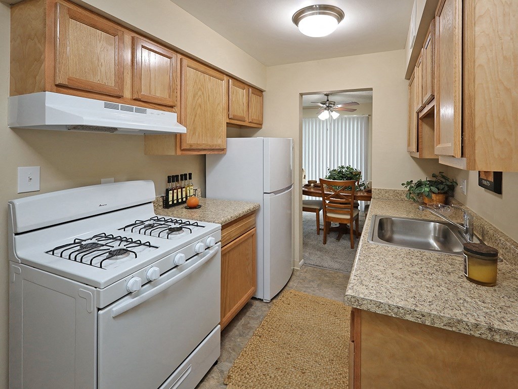 Model Kitchen at Willoughby Hills Towers Apartments, Willoughby Hills, OH 44092