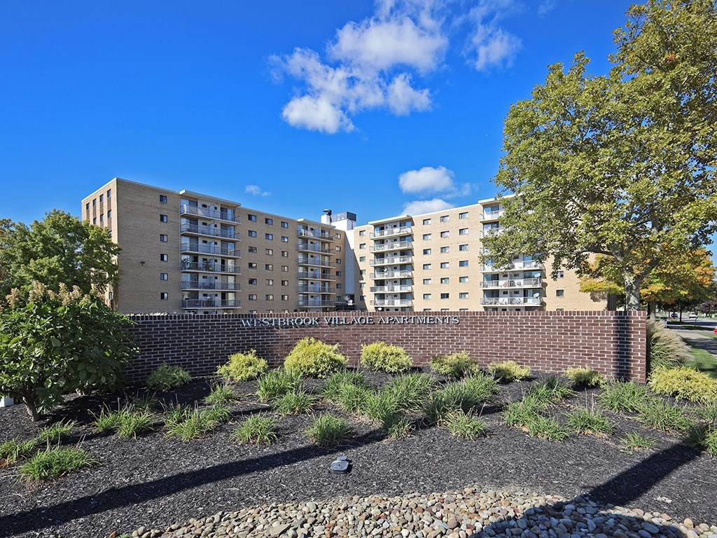 Building Exterior at Westbrook Village Apartments, Brooklyn OH 44144