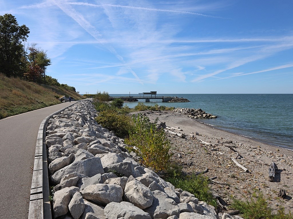 Direct Beach and Lakefront Access from Harbor Crest Apartments, Euclid, OH, 44123